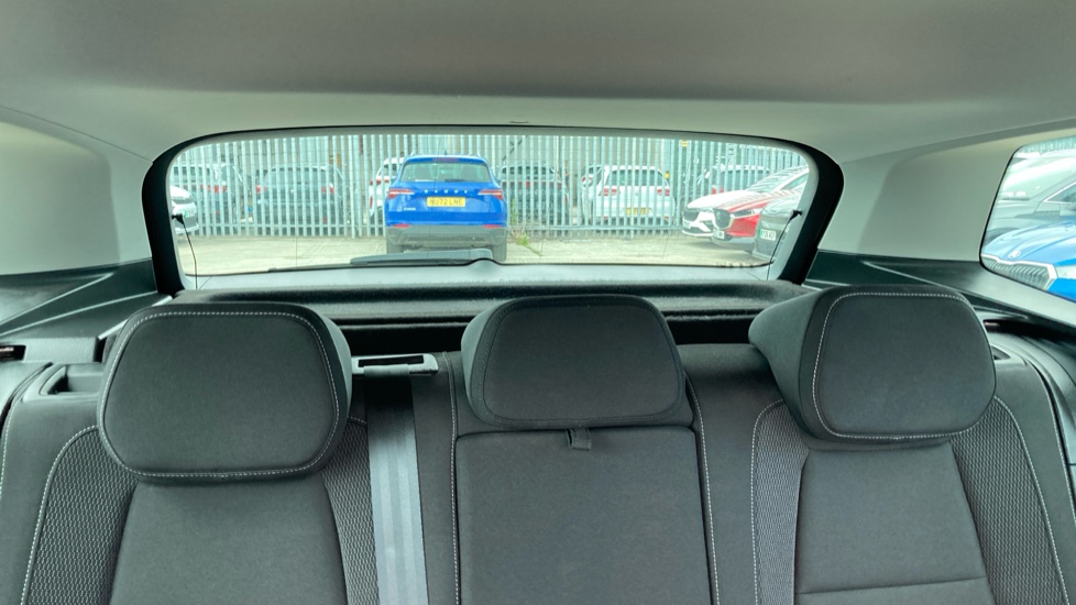 Skoda Karoq 1.5 TSI SE Drive 5dr DSG Petrol Estate - Image 16