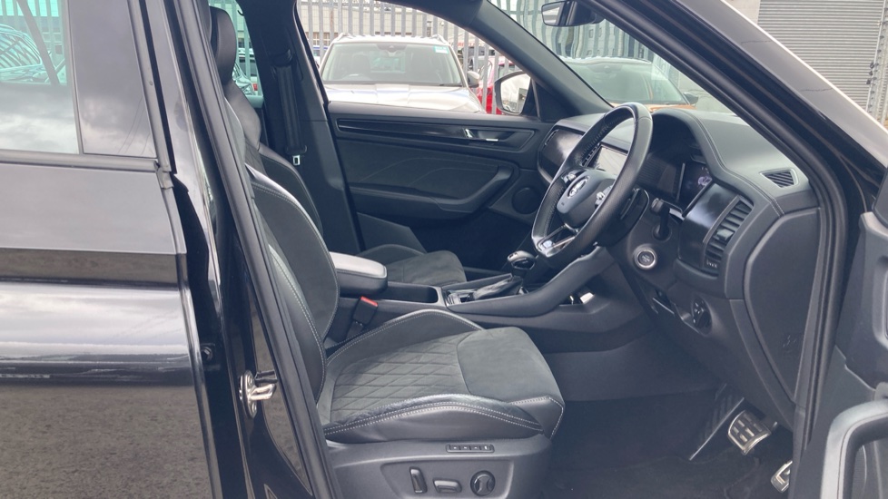 Skoda Kodiaq 1.5 TSI Sport Line 5dr DSG [7 Seat] Petrol Estate - Image 15