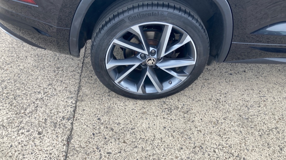 Skoda Kodiaq 1.5 TSI Sport Line 5dr DSG [7 Seat] Petrol Estate - Image 21