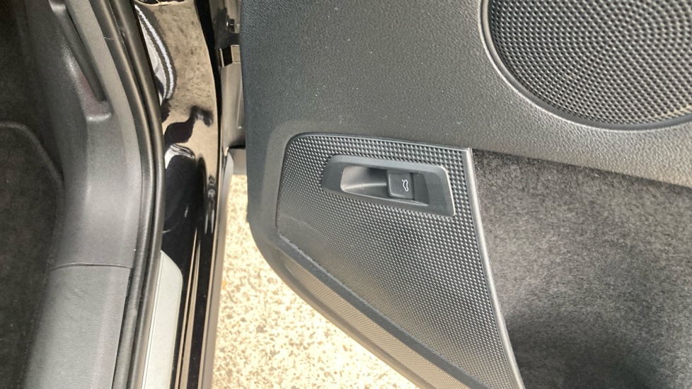 Skoda Kodiaq 1.5 TSI Sport Line 5dr DSG [7 Seat] Petrol Estate - Image 30