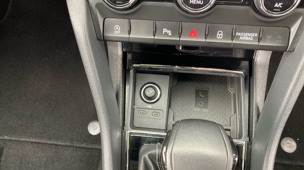 Skoda Kodiaq 1.5 TSI Sport Line 5dr DSG [7 Seat] Petrol Estate - Image 32