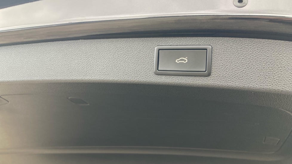 Skoda Kodiaq 1.5 TSI Sport Line 5dr DSG [7 Seat] Petrol Estate - Image 43