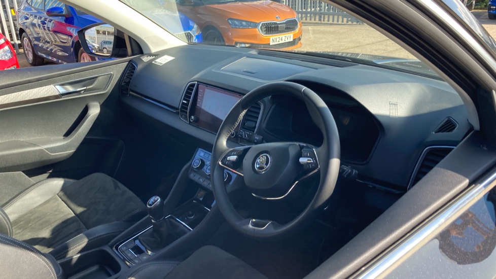 Skoda Karoq 1.0 TSI SE L 5dr Petrol Estate - Image 6