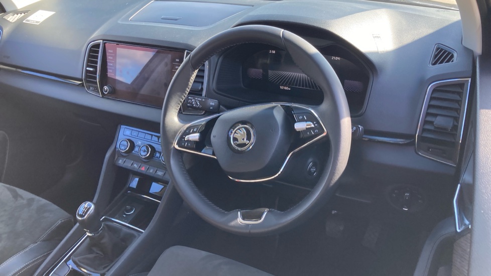 Skoda Karoq 1.0 TSI SE L 5dr Petrol Estate - Image 10