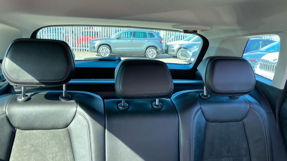 Skoda Karoq 1.0 TSI SE L 5dr Petrol Estate - Image 16