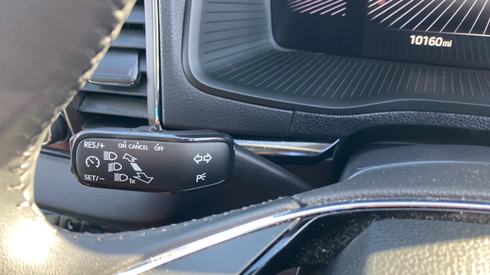 Skoda Karoq 1.0 TSI SE L 5dr Petrol Estate - Image 30