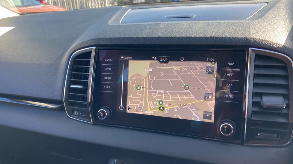 Skoda Karoq 1.0 TSI SE L 5dr Petrol Estate - Image 35