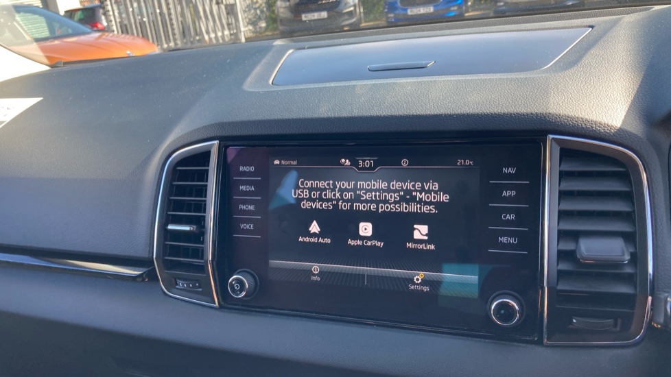 Skoda Karoq 1.0 TSI SE L 5dr Petrol Estate - Image 36