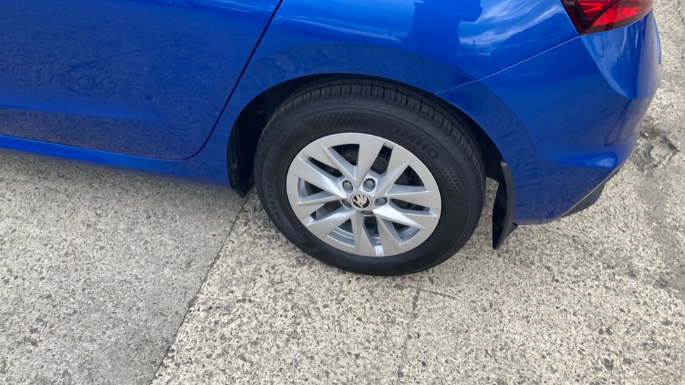 Skoda Fabia 1.0 TSI SE Comfort 5dr Petrol Hatchback - Image 22