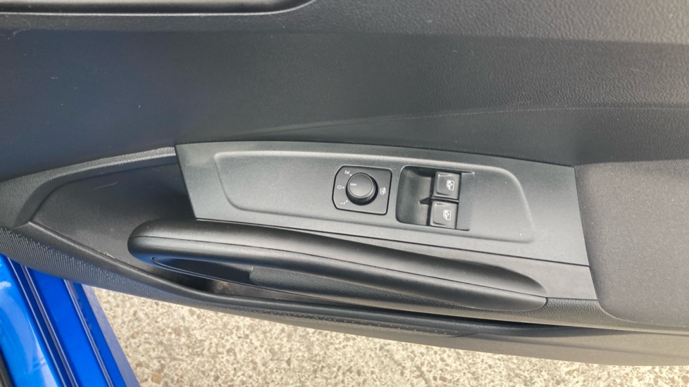 Skoda Fabia 1.0 TSI SE Comfort 5dr Petrol Hatchback - Image 26