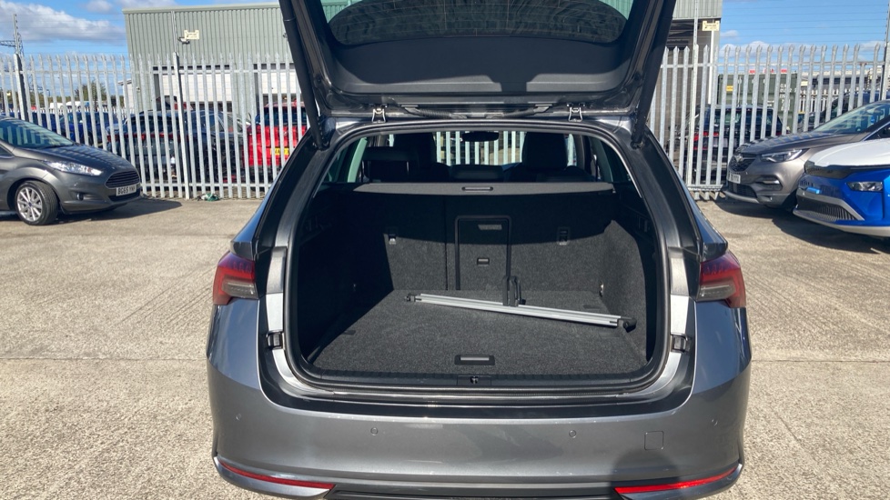 Skoda Octavia 1.5 TSI e-TEC 150 SE L 5dr DSG Petrol Estate - Image 20