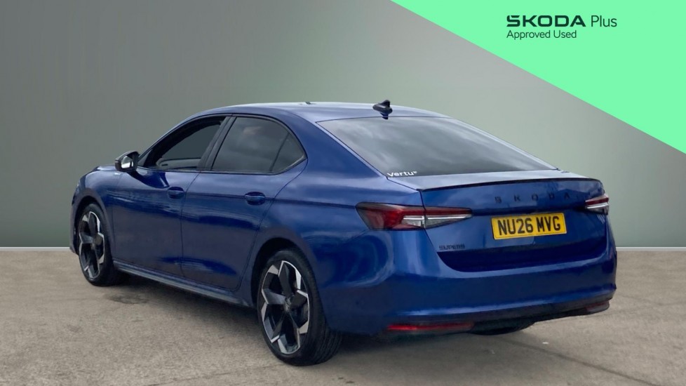 Skoda Superb 1.5 TSI e-TEC Sportline 5dr DSG Petrol Hatchback - Image 3