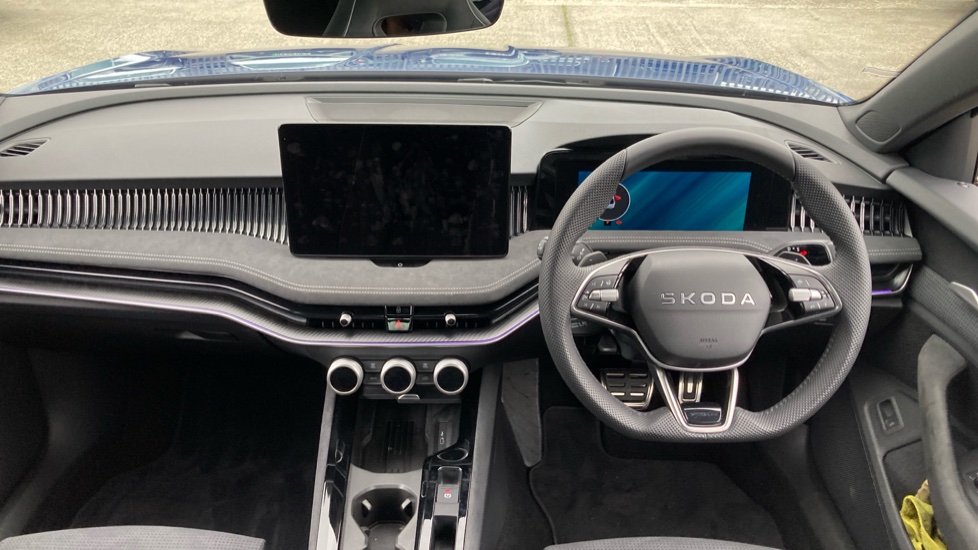 Skoda Superb 1.5 TSI e-TEC Sportline 5dr DSG Petrol Hatchback - Image 9