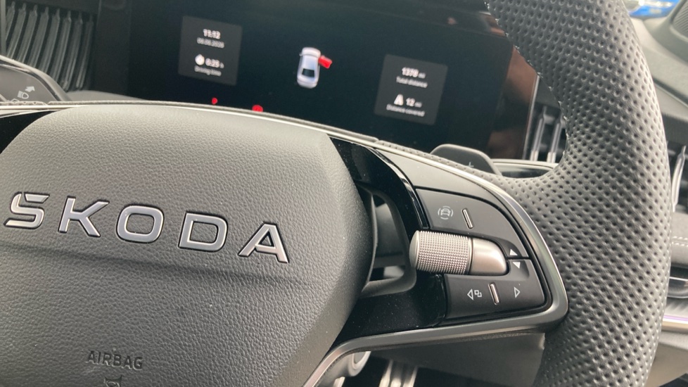 Skoda Superb 1.5 TSI e-TEC Sportline 5dr DSG Petrol Hatchback - Image 18