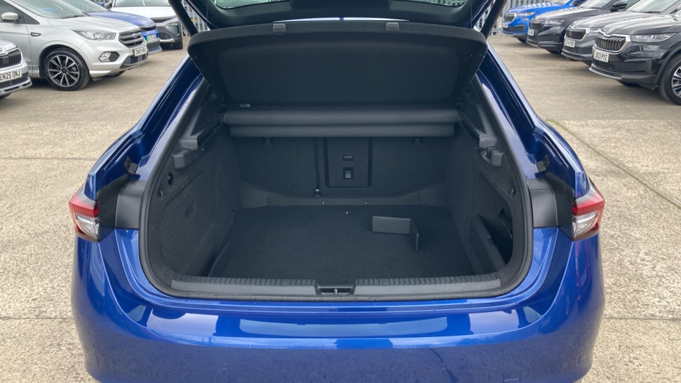 Skoda Superb 1.5 TSI e-TEC Sportline 5dr DSG Petrol Hatchback - Image 20