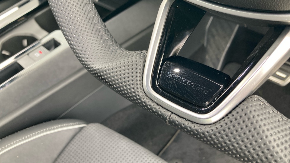 Skoda Superb 1.5 TSI e-TEC Sportline 5dr DSG Petrol Hatchback - Image 30