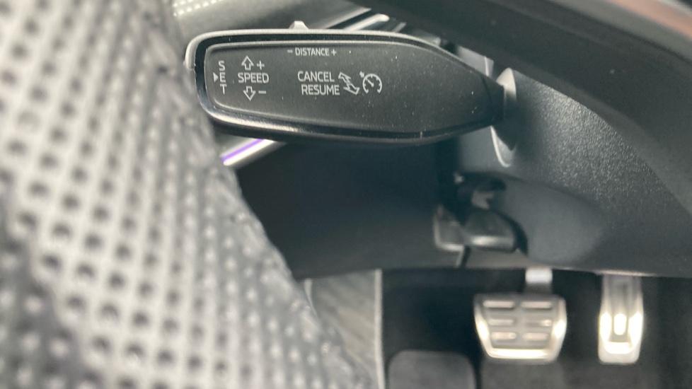 Skoda Superb 1.5 TSI e-TEC Sportline 5dr DSG Petrol Hatchback - Image 32