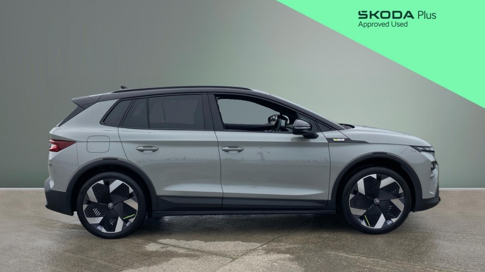 Skoda Elroq 250kW vRS 84kWh 4x4 5dr Auto Electric Estate - Image 4