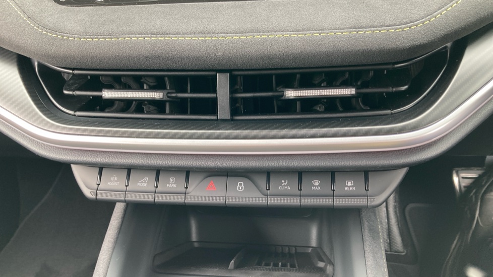Skoda Elroq 250kW vRS 84kWh 4x4 5dr Auto Electric Estate - Image 13