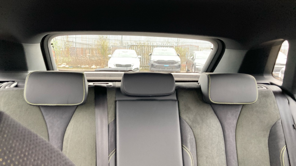 Skoda Elroq 250kW vRS 84kWh 4x4 5dr Auto Electric Estate - Image 16