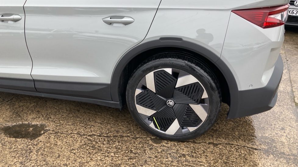 Skoda Elroq 250kW vRS 84kWh 4x4 5dr Auto Electric Estate - Image 22