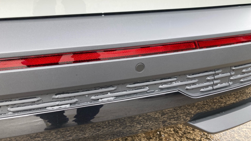 Skoda Elroq 250kW vRS 84kWh 4x4 5dr Auto Electric Estate - Image 44