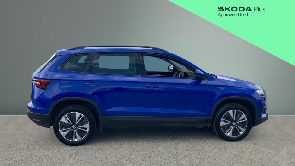 Skoda Karoq 1.5 TSI SE Drive 5dr Petrol Estate - Image 4