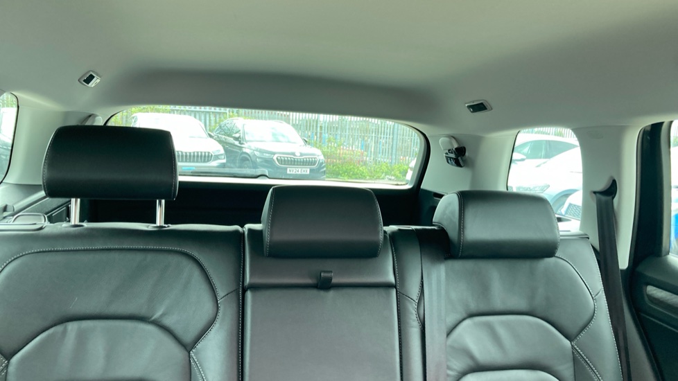 Skoda Kodiaq 2.0 TDI SE L Executive 5dr DSG [7 Seat] Diesel Estate - Image 16