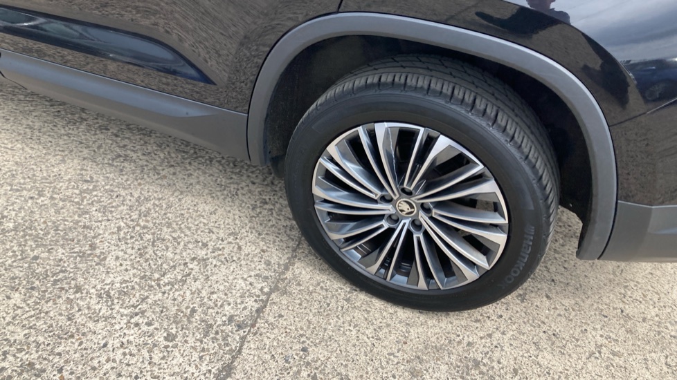Skoda Kodiaq 2.0 TDI SE L Executive 5dr DSG [7 Seat] Diesel Estate - Image 22