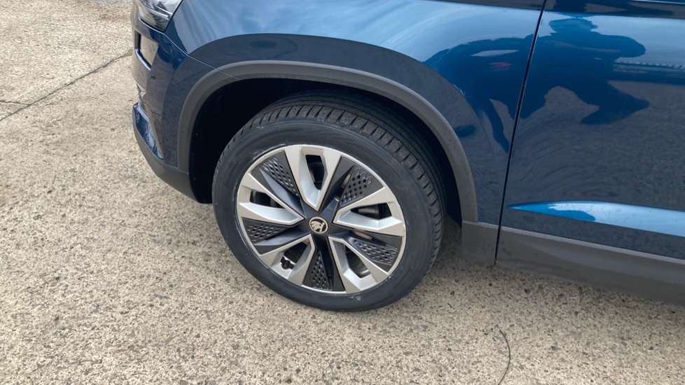 Skoda Karoq 1.5 TSI SE L 5dr DSG Petrol Estate - Image 23