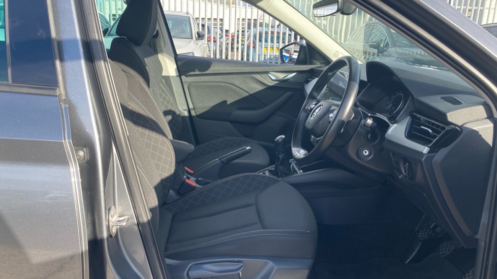 Skoda Kamiq 1.0 TSI 110 SE Drive 5dr Petrol Hatchback - Image 15
