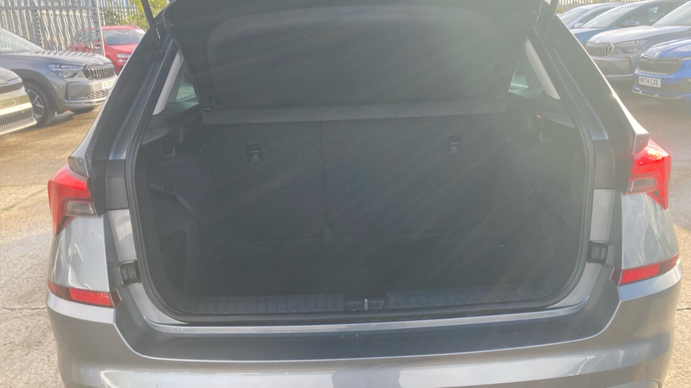 Skoda Kamiq 1.0 TSI 110 SE Drive 5dr Petrol Hatchback - Image 20