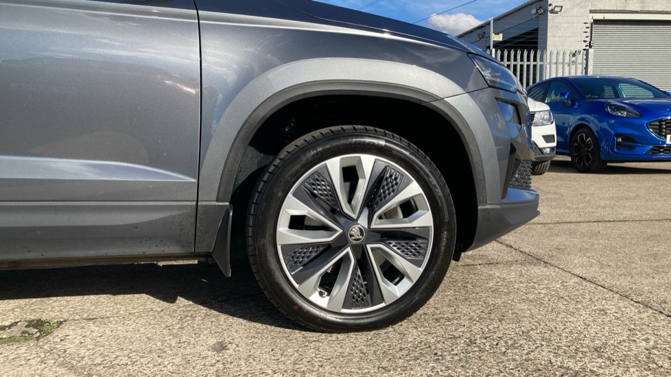 Skoda Karoq 1.5 TSI SE L 5dr Petrol Estate - Image 5