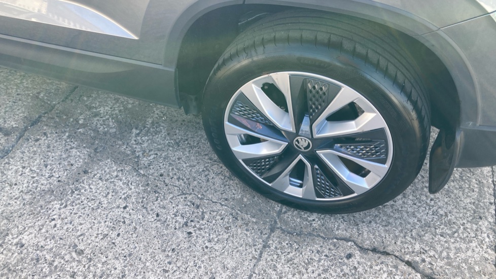 Skoda Karoq 1.5 TSI SE L 5dr Petrol Estate - Image 22