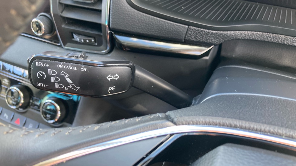 Skoda Karoq 1.5 TSI SE L 5dr Petrol Estate - Image 30
