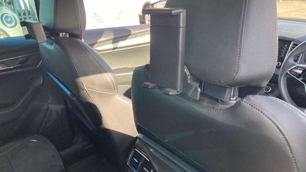 Skoda Karoq 1.5 TSI SE L 5dr Petrol Estate - Image 38