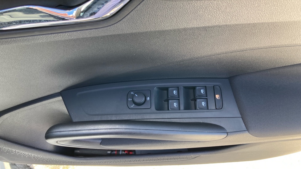 Skoda Fabia 1.0 TSI 116 Colour Edition 5dr Petrol Hatchback - Image 26