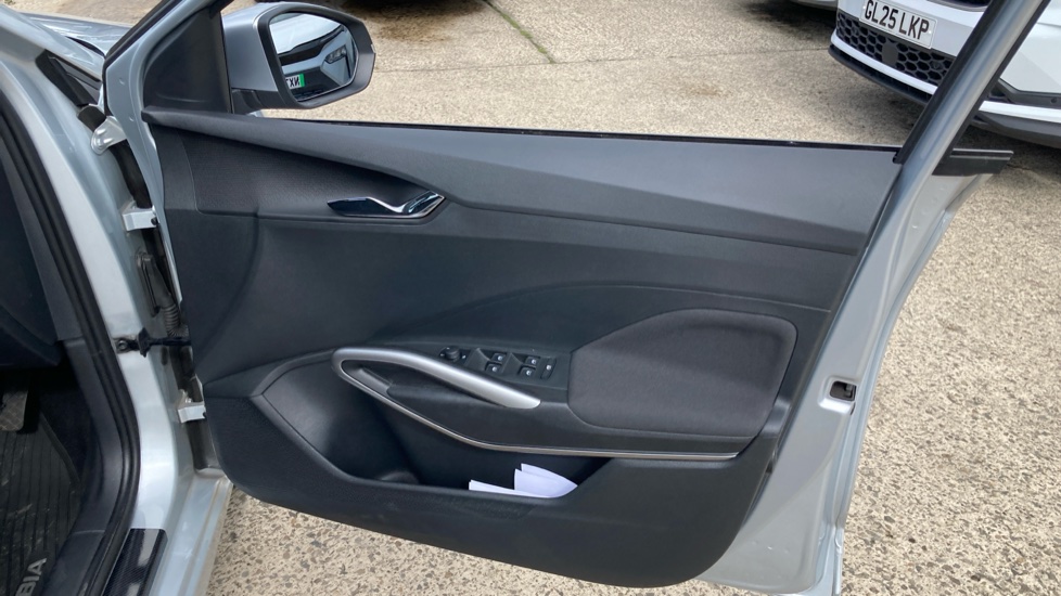 Skoda Fabia 1.0 TSI 110 SE L 5dr Petrol Hatchback - Image 19