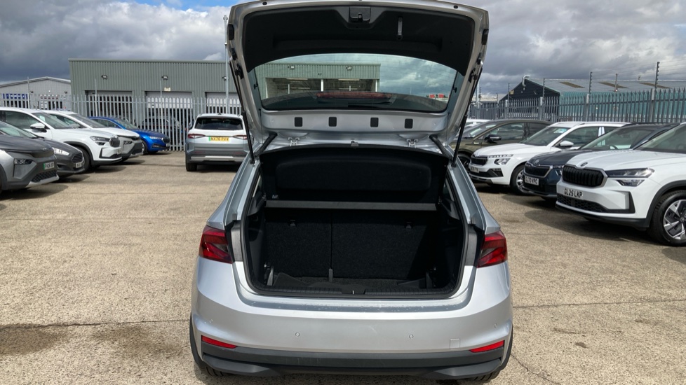 Skoda Fabia 1.0 TSI 110 SE L 5dr Petrol Hatchback - Image 20