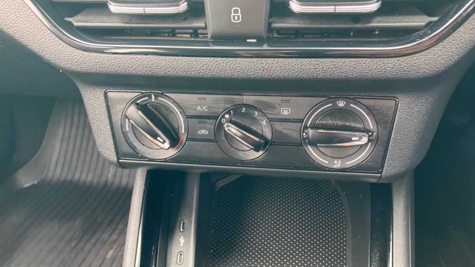 Skoda Scala 1.0 TSI 95 SE 5dr Petrol Hatchback - Image 13