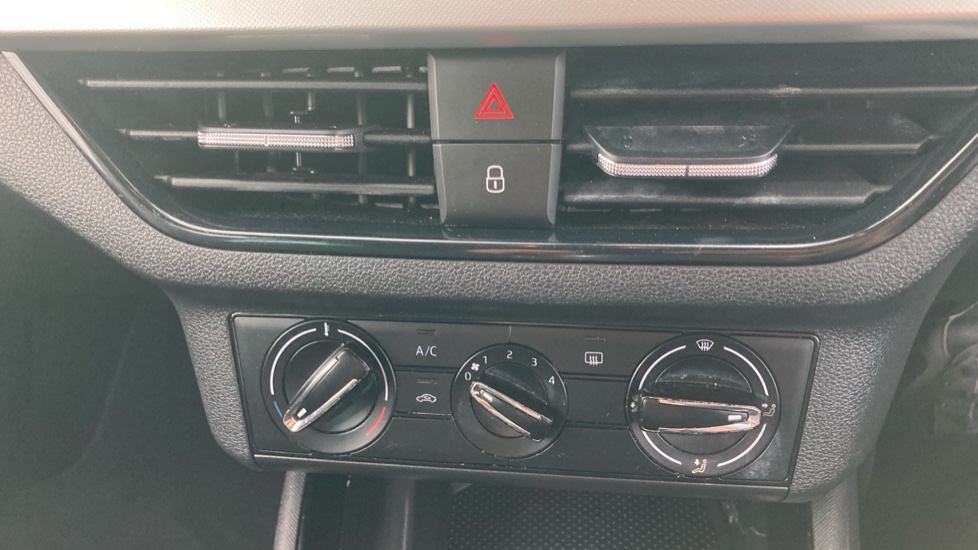 Skoda Kamiq 1.0 TSI 110 SE Drive 5dr DSG Petrol Hatchback - Image 13