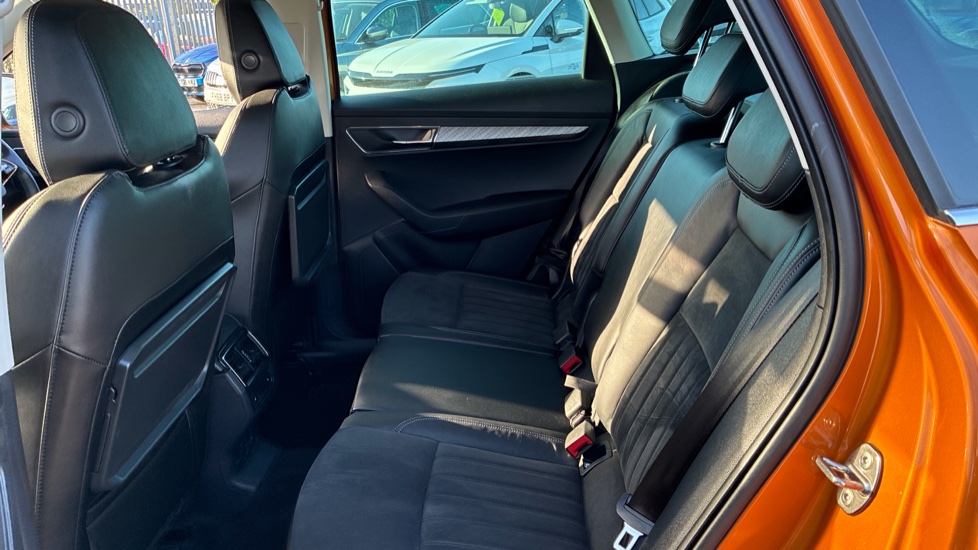 Skoda Karoq 1.5 TSI SE L 5dr Petrol Estate - Image 16
