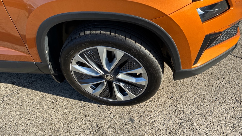 Skoda Karoq 1.5 TSI SE L 5dr Petrol Estate - Image 25
