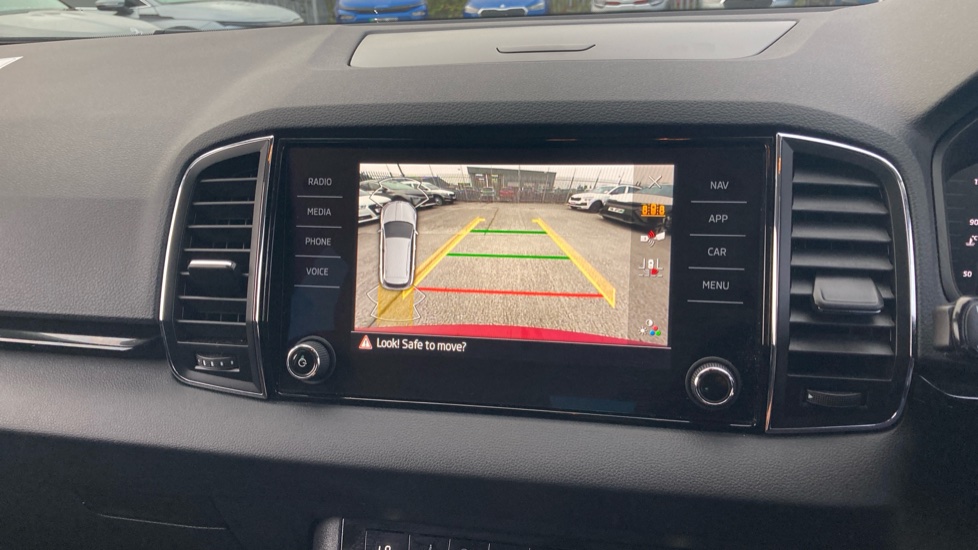 Skoda Karoq 1.5 TSI SE L 5dr DSG Petrol Estate - Image 34