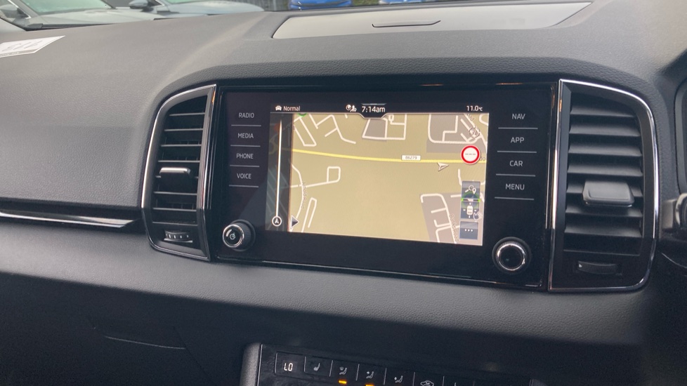 Skoda Karoq 1.5 TSI SE L 5dr DSG Petrol Estate - Image 35