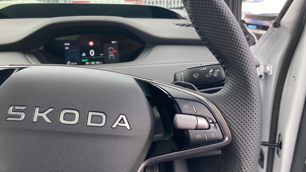 Skoda Enyaq 210kW 85x Sportline 82kWh 4x4 5dr Auto Electric - Image 18
