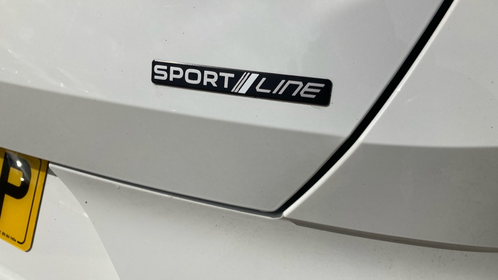 Skoda Enyaq 210kW 85x Sportline 82kWh 4x4 5dr Auto Electric - Image 43