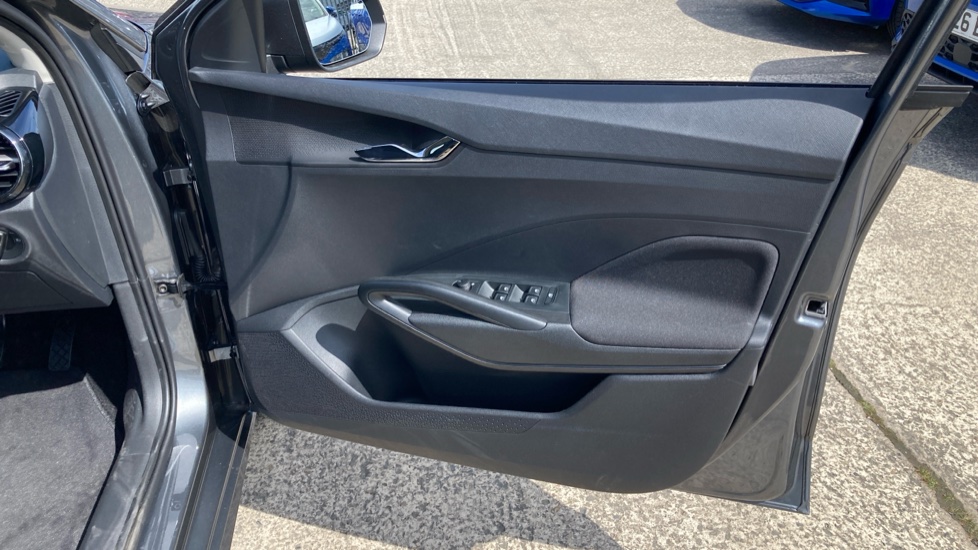 Skoda Fabia 1.0 TSI SE Edition 5dr Petrol Hatchback - Image 19