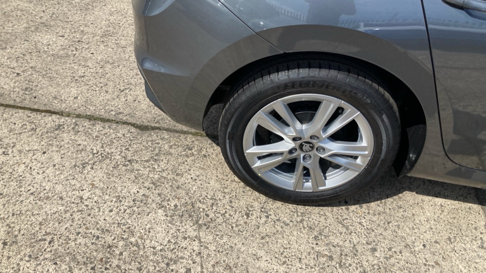 Skoda Fabia 1.0 TSI SE Edition 5dr Petrol Hatchback - Image 21