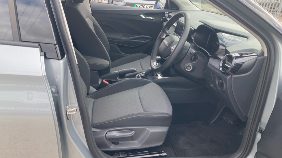 Skoda Fabia 1.0 TSI 116 Design Edition 5dr DSG Petrol Hatchback - Image 15
